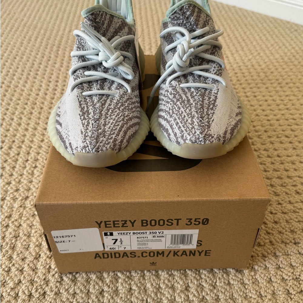 Adidas Yeezy Boost 350 V2 Shoes - Gray